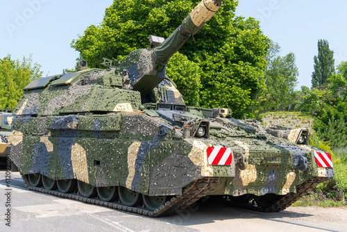 Fotografie Panzerhaubitze 2000 (PzH 2000) armored howitzer, german 155 mm self-propelled ho