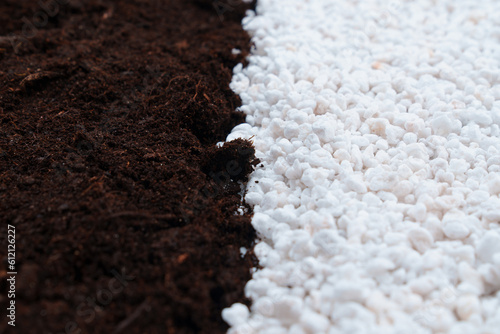Fotografie soil and Perlite for plants. neutral material of volcanic origin