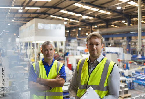 Fotografie Portrait confident supervisors in steel factory