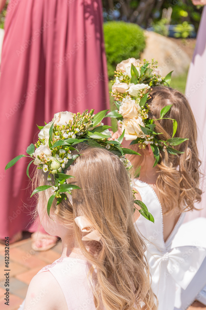 Naklejka premium flowers floral design professional party event wedding lady girl woman elegant formal photo