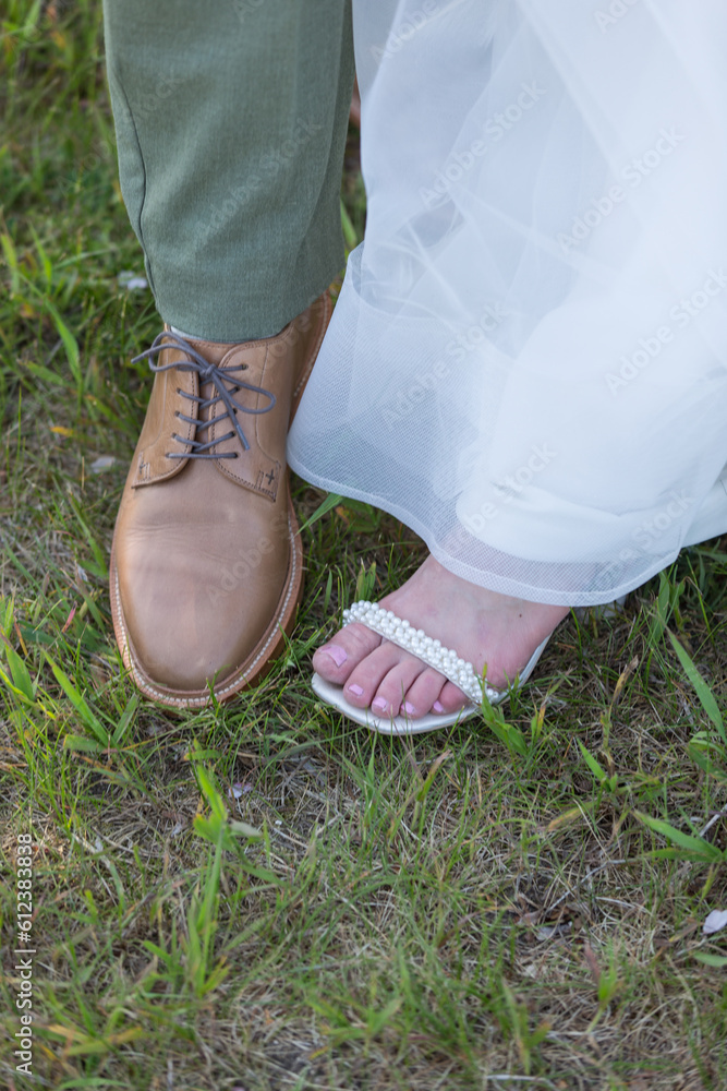 feet foot shoes toes party formal event wedding couple