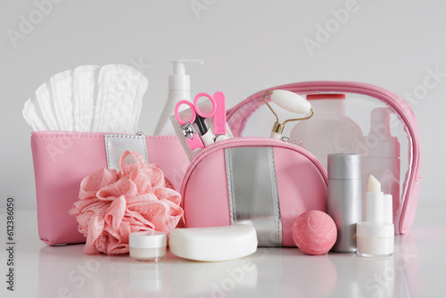 Obraz na plátně Set of women's personal hygiene products on white background