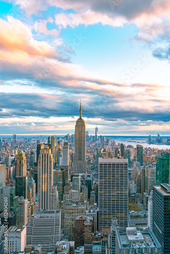 Obraz na płótnie Aerial view of Manhattan skyline at sunset, New York City w salonie