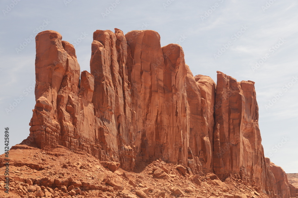 Fototapeta premium Jagged Rocks 