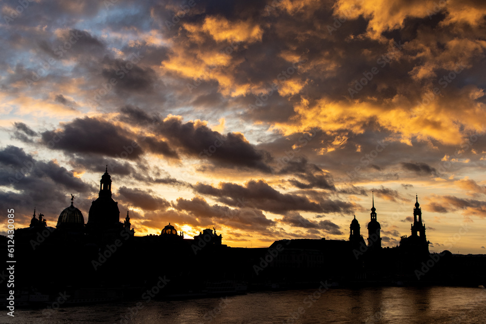 Naklejka premium Sunset skyline Dresden