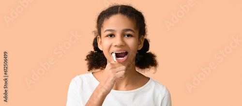 African-American teenage gi...