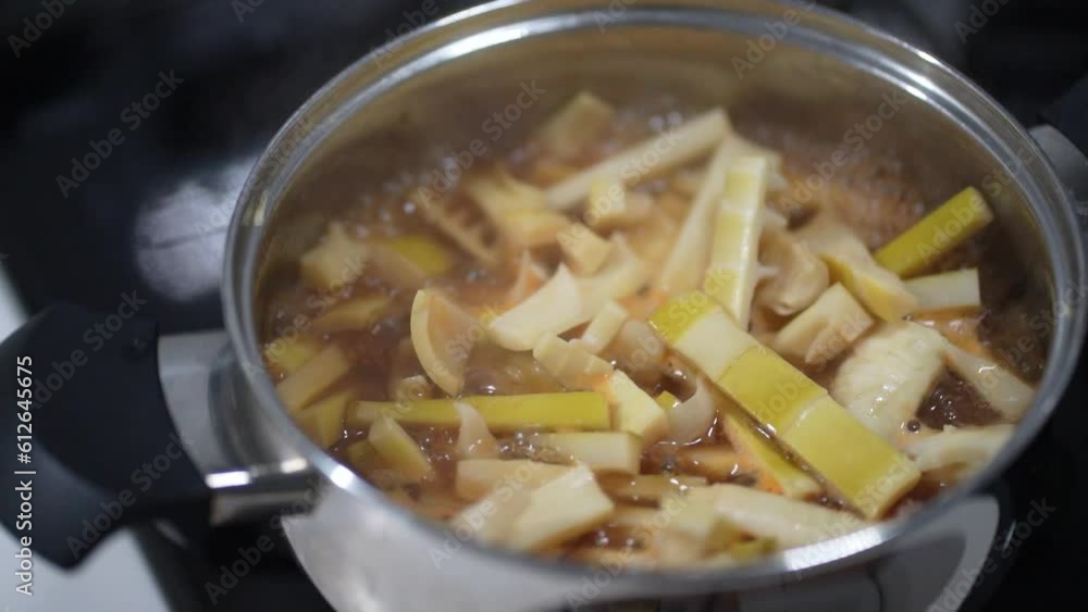 メンマを作る様子 メンマを作る様子