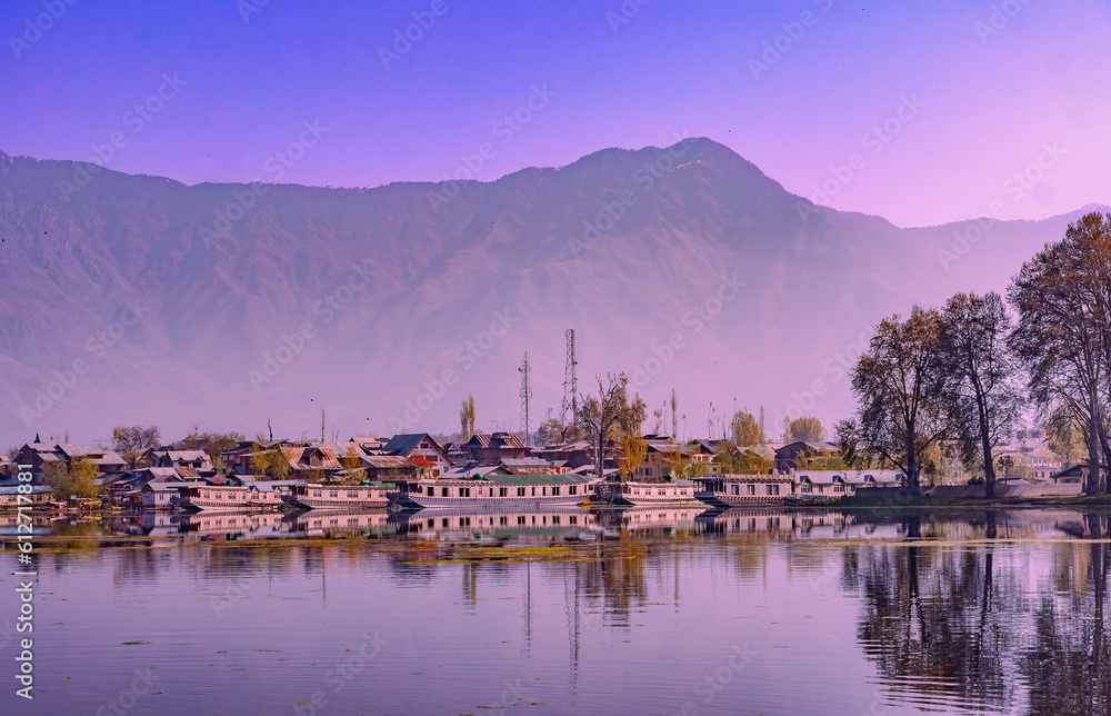Fototapeta premium Srinagar, Kashmir, India-April 16 2011: Srinagar Kashmir, India is a city with water attractions, boat houses, tourist services and water trade. Is a very beautiful place in northern India.