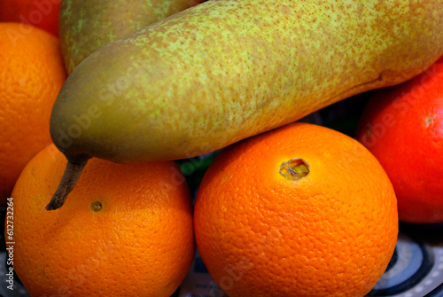 Obst - Orangen und Birnen photo