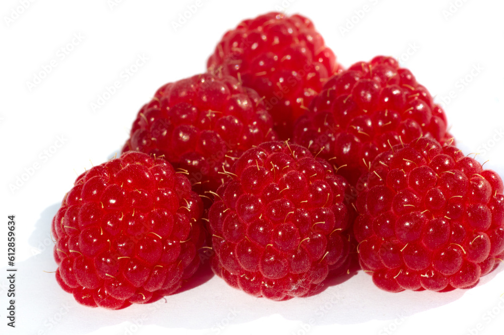 Raspberries are an excellent source of vitamin C, manganese and dietary fiber. They are also a