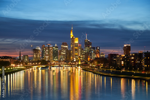 Fototapeta Naklejka Na Ścianę i Meble -  Frankfurt Skyline at night