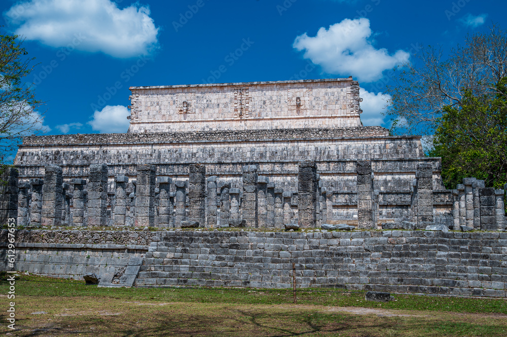Fototapeta premium Temple in Chichen Itza