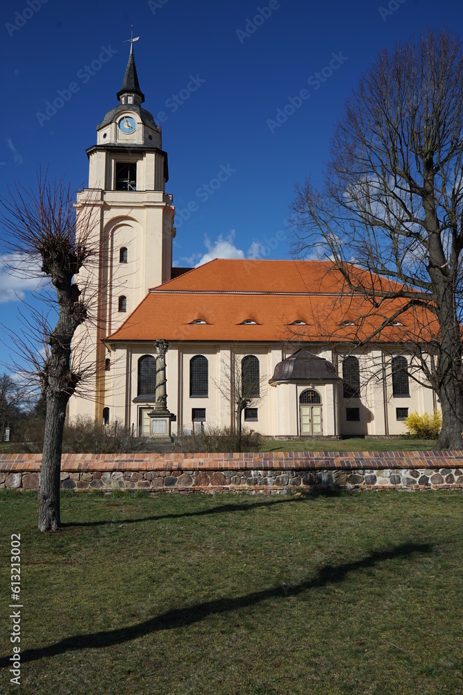 Die evangelische Kirche in der Kleinstadt Altdoebern