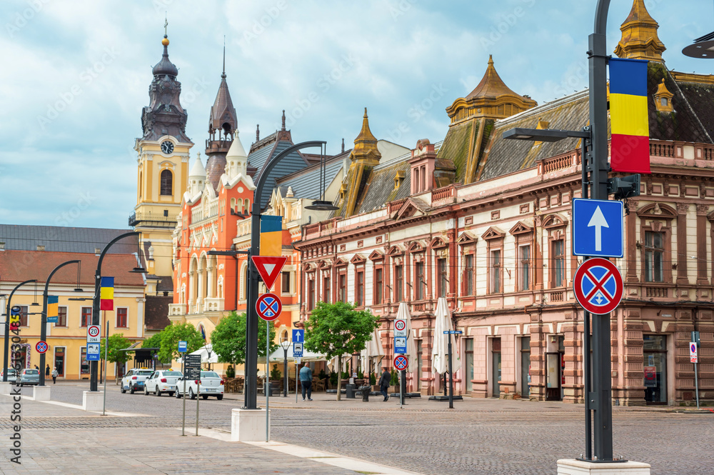 Obraz premium Unirii Square in Oradea, Romania