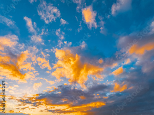 Photography Blue sunrise sky with low cloud cover