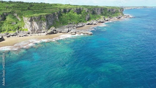宮古島の海をドローンで空撮
