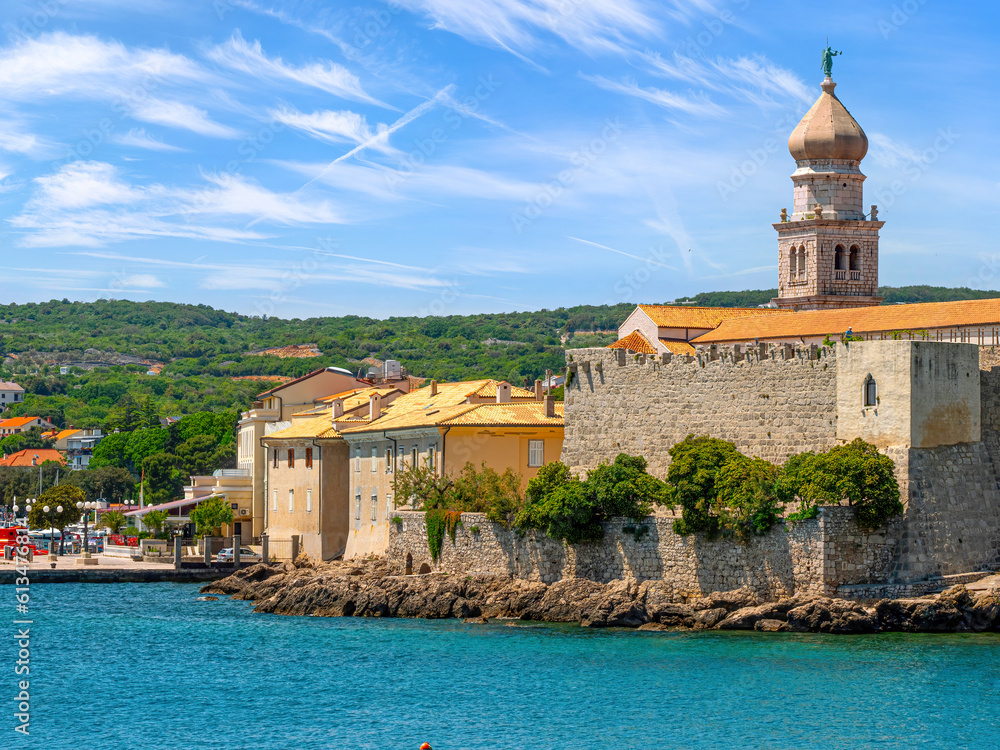 Kirche und Burg der Stadt Krk, Insel Krk, Kroatien