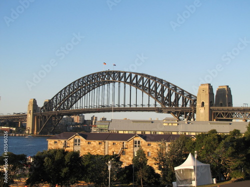 The Harbour Bridge seen from the Observatory Hill Park in Sydney, Australia © ShurikCreator