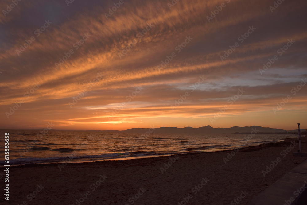 Atardecer en la isla de palma de Mallorca Atardecer en la isla de palma de Mallorca