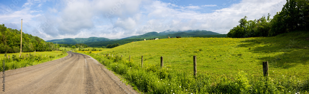 Obraz premium Sutton, A picturesque village in the Eastern Townships 