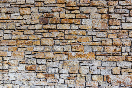 Wand aus Naturstein gemauert