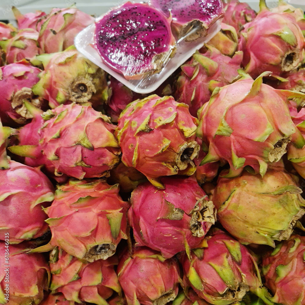 Fruit piaia red color and small seeds Fruit piaia red color and small seeds