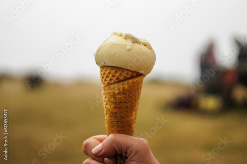 ice cream cone © thiago