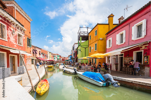 Burano - Farbenfrohe Stadthäuser auf der Nachbarinsel von Venedig © MCM