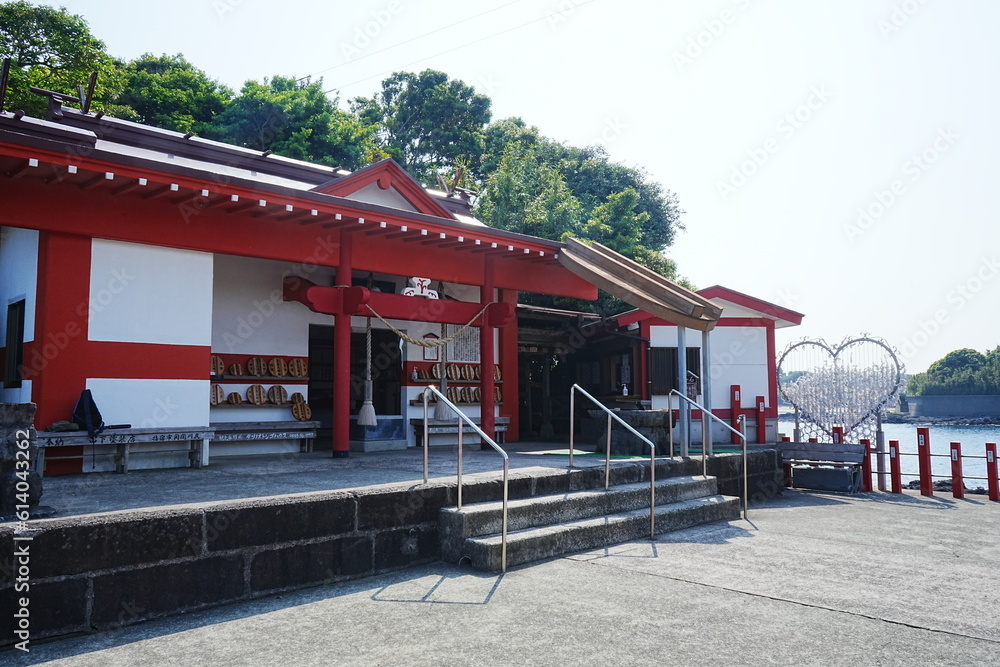 Kamafuta Jinja or Shrine in Kagoshima, Japan - 日本 鹿児島 射楯兵主神社 釜蓋神社
Kamafuta Jinja or Shrine in Kagoshima, Japan - 日本 鹿児島 射楯兵主神社 釜蓋神社