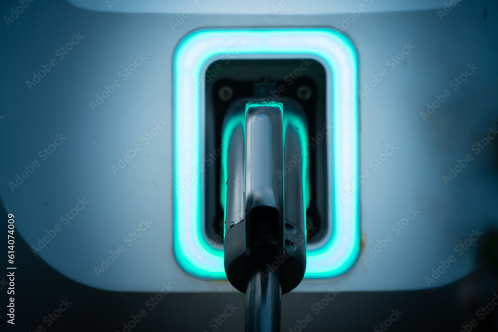 Power supply of EV charging station with electric vehicle charging