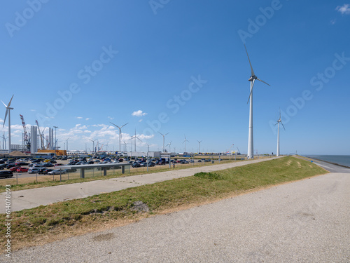 Sea dike at Eemshaven, Groningen || Zeedijk bij Eemshaven, Groningen photo