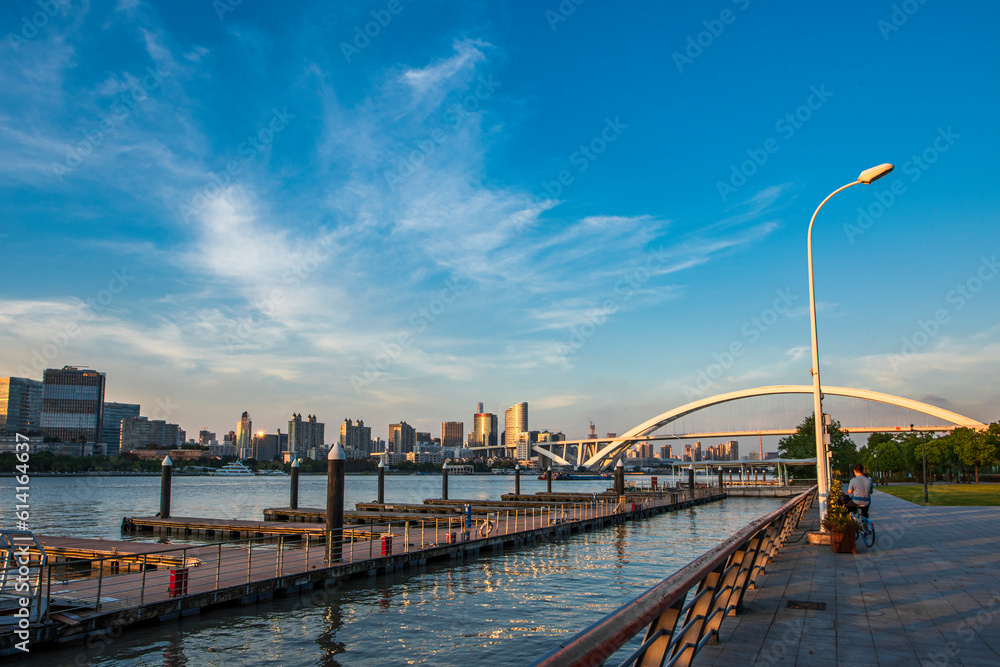 Obraz premium bridge over the river thames