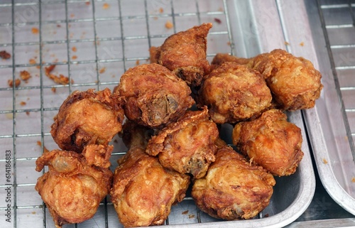A nuggets fried chicken for prepare for sell.