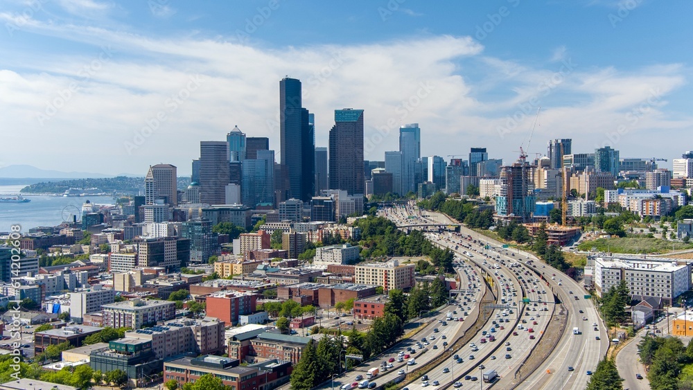 Fototapeta premium Aerial view of Seattle, Washington on a sunny day in June
