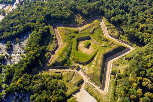 Fort Prusy w Nysie widziany z lotu ptaka.