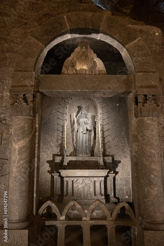 virgen de la mina de sal de wieliczka photo