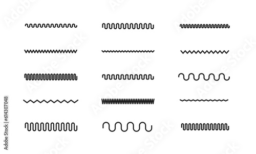 波とギザギザ状の下線のセット/ラインフレーム/要素/あしらい/イラスト/ベクター