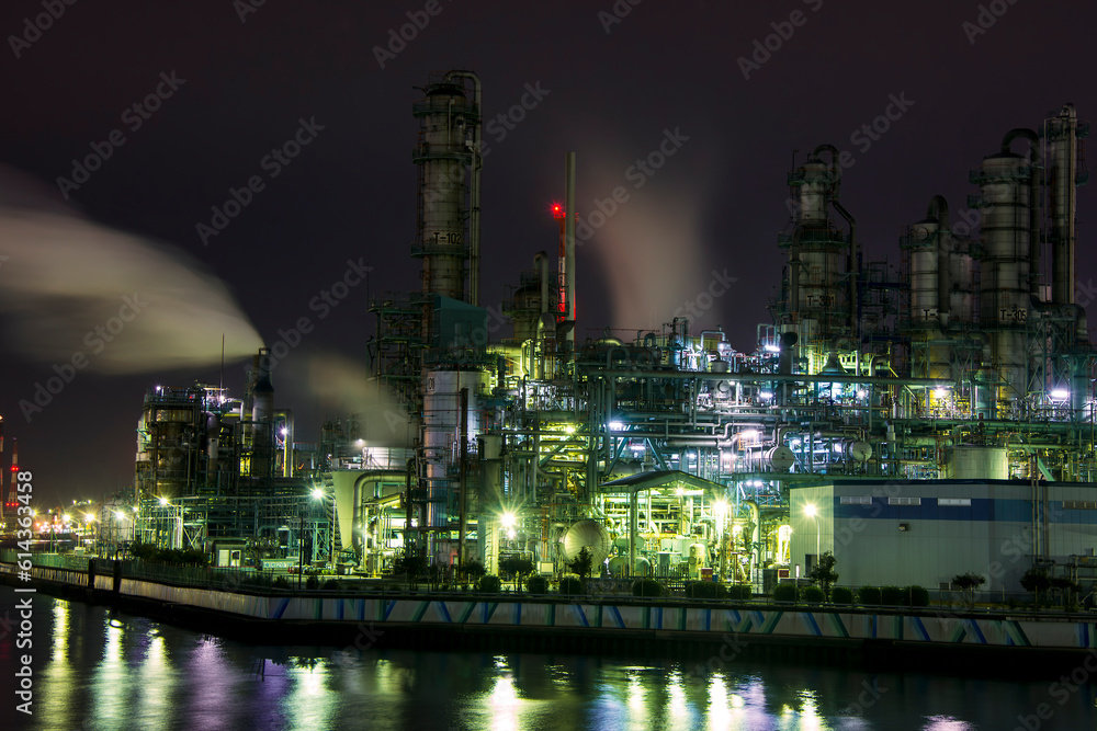 工場の夜景　京浜工業地帯