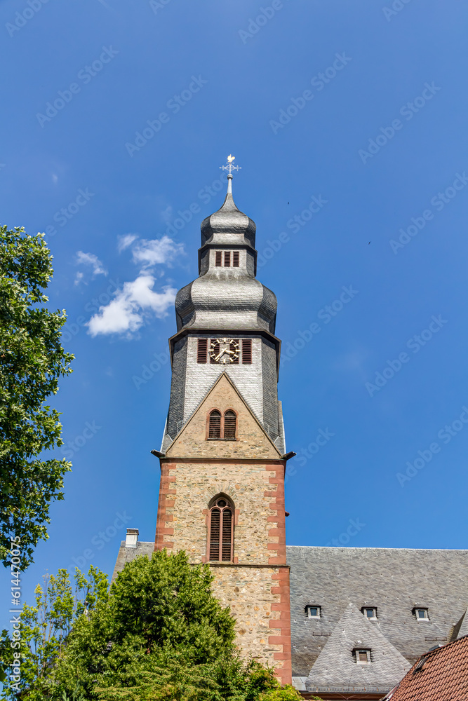 Die katholisch Pfarrkirche St. Peter und Paul in Hofheim am Taunus