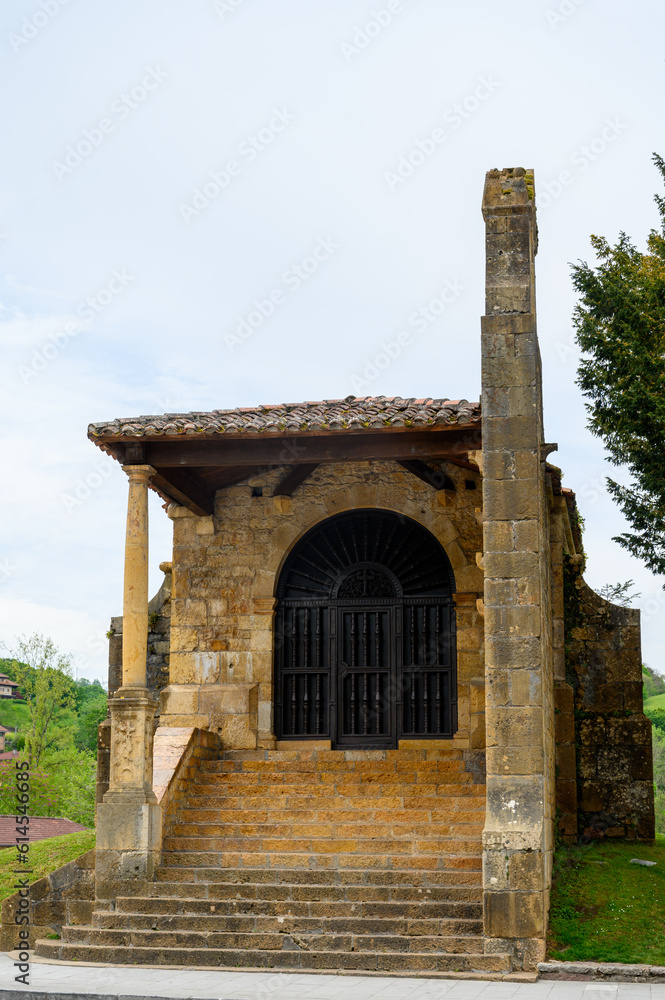 Obraz premium Cangas de Onis, mountain village with old roman ruins and bridge, Picos de Europa mountains, Asturias, North of Spain