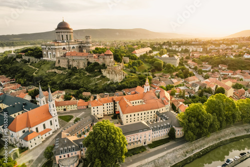 Fotografie Esztergom, Hungary -the Basilica of Our Lady in Esztergom by the river Danube