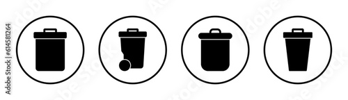 Trash icon set illustration. trash can icon. delete sign and symbol.