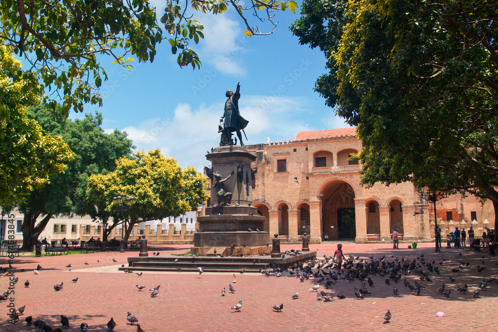 Columbus Statue and Cathedral, Parque Colon, Santo Domingo. Dominican Republic.