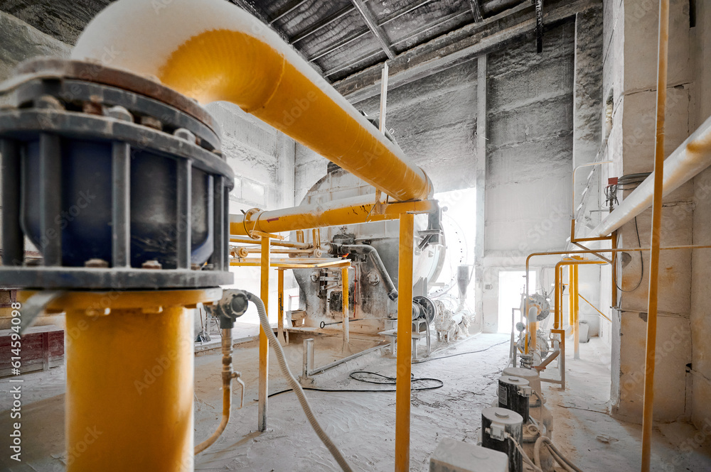 Fuel burning device of rotary kiln at manufacturing complex Fuel burning device of rotary kiln at manufacturing complex