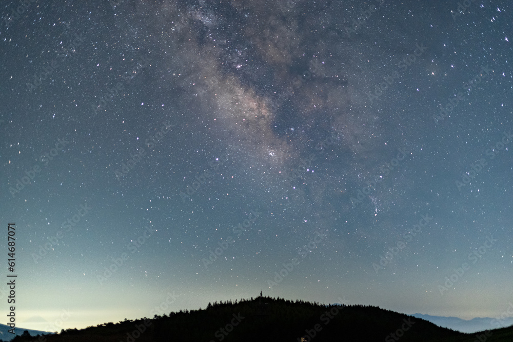 夜空に架かる天の川　長野県