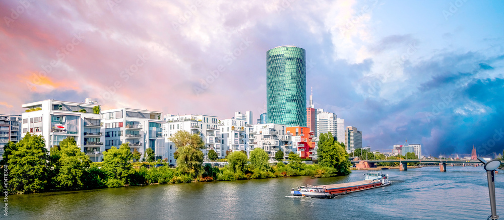 Fototapeta premium Westhafen, Frankfurt am Main, Hessen, Deutschland