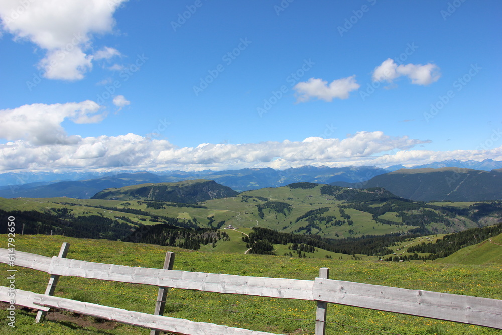 Holidays in Trentino Alto-Adige, one of the most beautiful clean regions of Italy, with breathtaking landscapes and lots of activities to do immersed in unspoiled nature!!