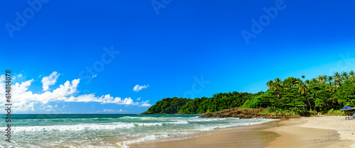 Fototapeta Naklejka Na Ścianę i Meble -  Panoramic image of the stunning Tiririca beach in Itacare on the south coast of Bahia
