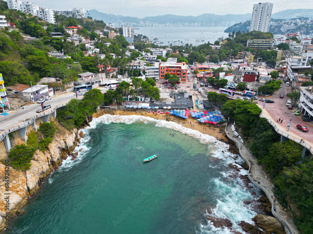 La Angosta Beach in Acapulco - Horizontal View of Serene Shoreline