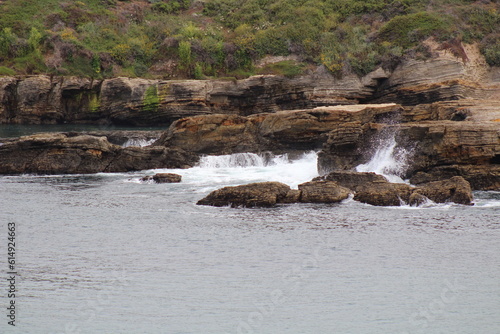 waves going into shore